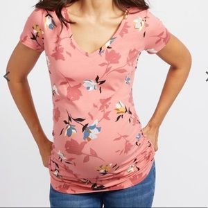 V-Neck maternity tee